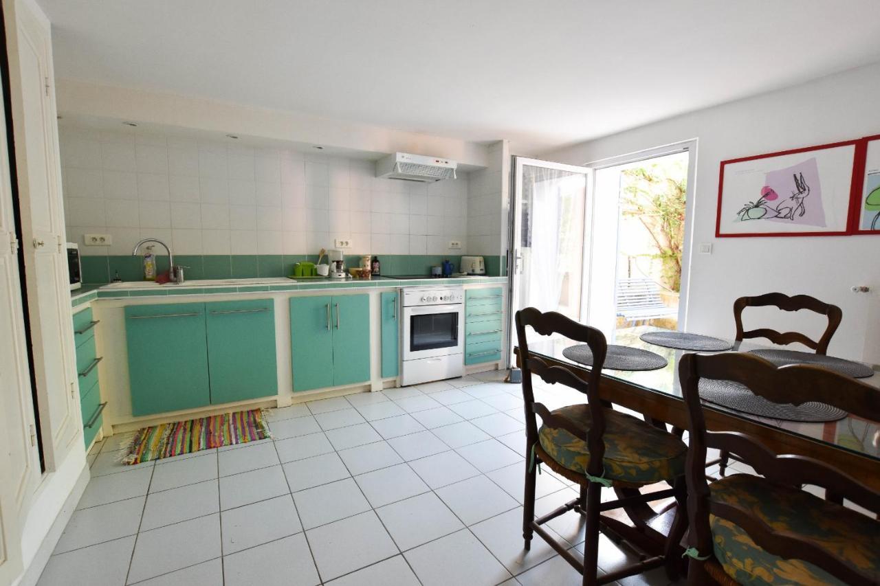 Moulin Rose, Parking - Jardin Apartment อาร์ลส์ ภายนอก รูปภาพ
